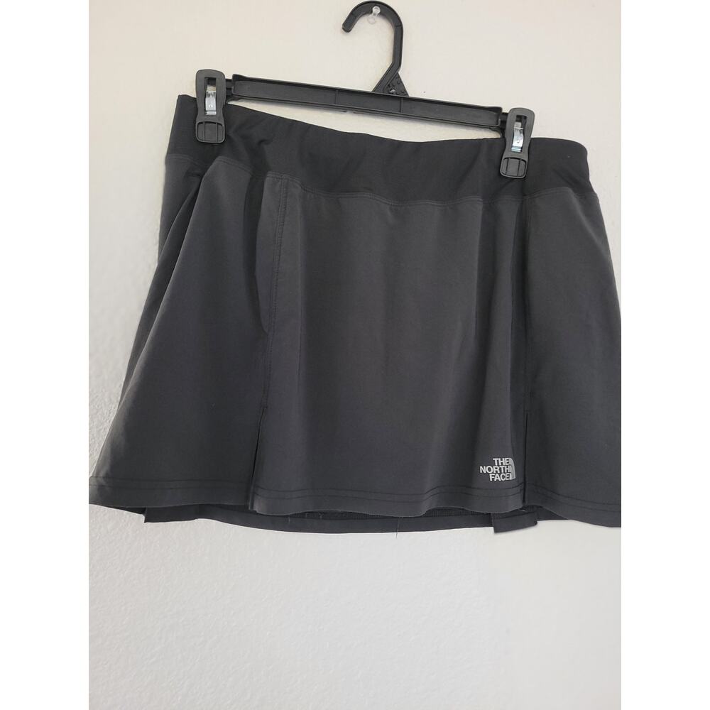 The North Face Women's Black Skort Active Wear Skirt size Medium #17